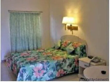 Point Salines Hotel Gwa Kay
