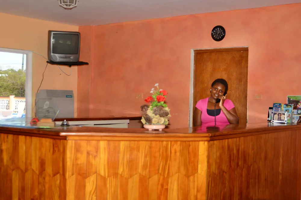 Point Salines Hotel Gwa Kay